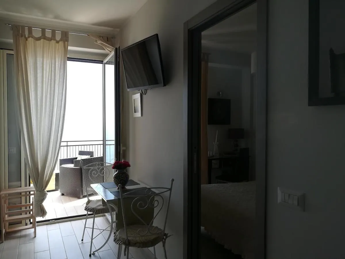 Al Bajah Loft Monovano Con Requisiti Hotel Taormina