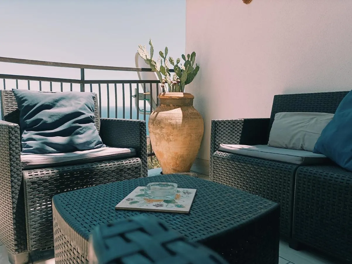 Al Bajah Loft Monovano Con Requisiti Hotel Taormina 0*,  Italien
